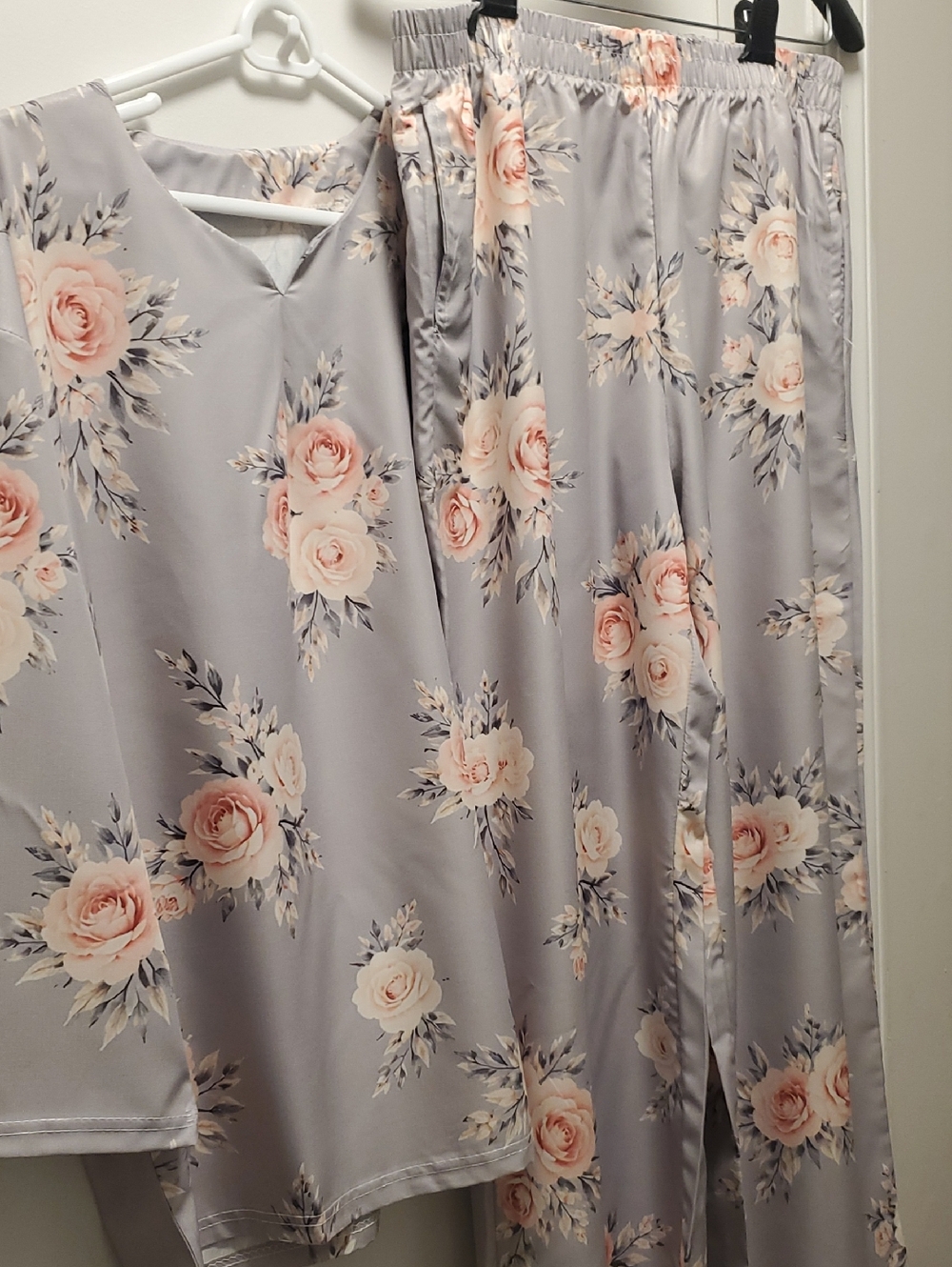 Pretty Angel Gray Satin Pajama Set with Blush Rose Print, Size XL